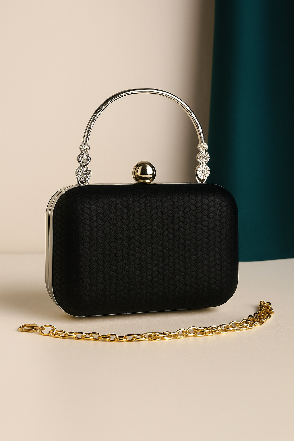 Clutch Bag – Black | Velaria