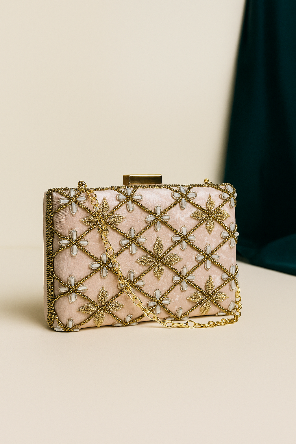 Clutch Bag – Light Pink | Velaria