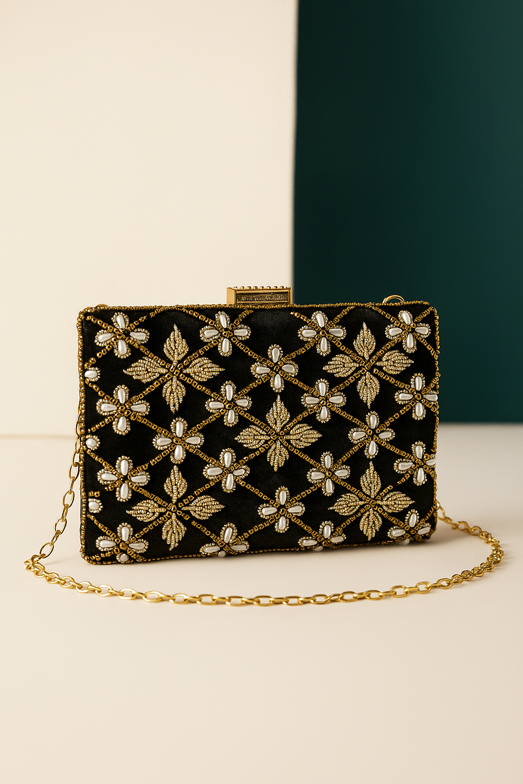 Clutch Bag – Black | Velaria