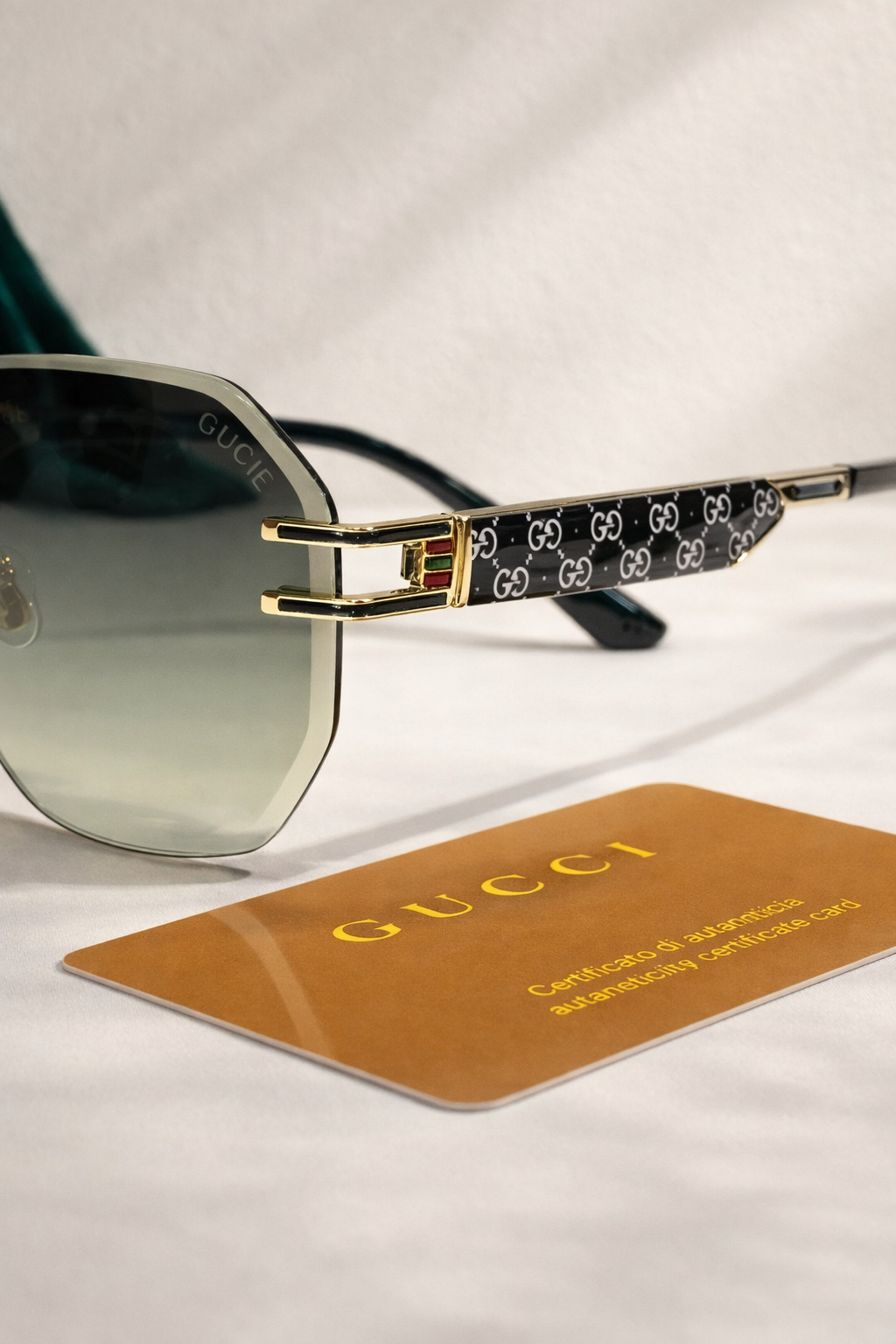 Sun Glasses — Kai Green│Velaria