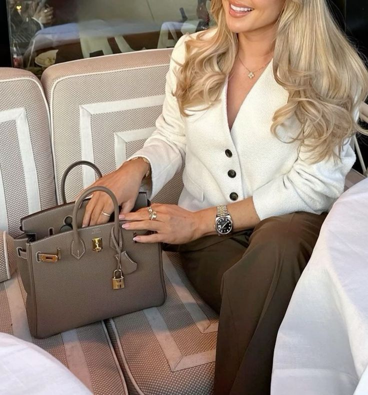 Hand Bag — Gray│Velaria